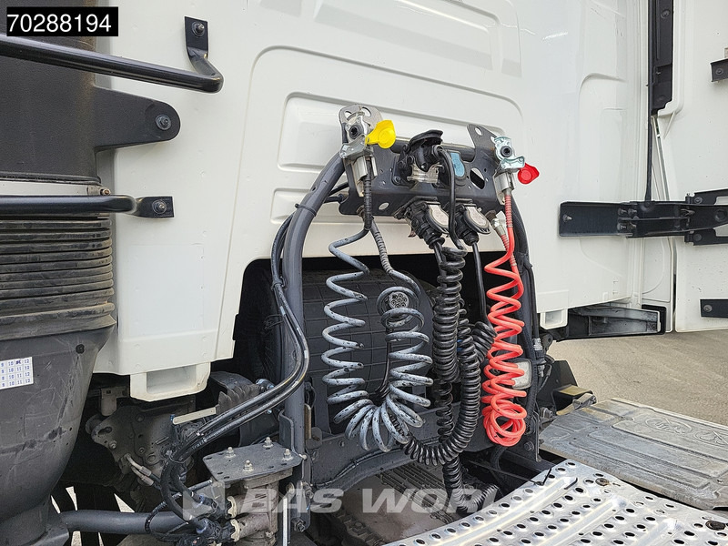 Tractor head Renault T 460 4X2 2x Tanks Optibrake Euro 6: gambar 6