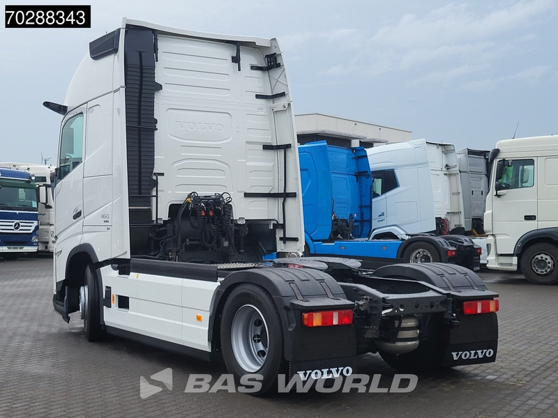 Volvo FH 460 4X2 2024! XL TC VEB+ 2x Tanks I-ParkCool - Tractor head: gambar 2 Volvo FH 460 4X2 2024! XL TC VEB+ 2x Tanks I-ParkCool - Tractor head: gambar 2