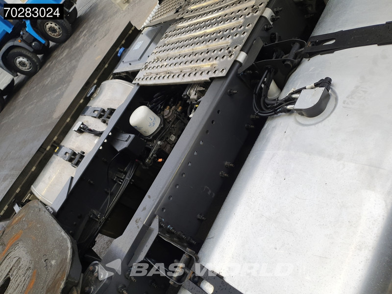 Tractor head Volvo FH 460 4X2 VEB+ I-ParkCool 2x Tanks LED Navi: gambar 9