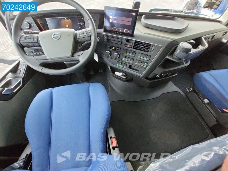 Interior photo 2: Leasing Volvo FH 460 6X2 XL ACC VEB+ LED Liftachse Euro 6 Volvo FH 460 6X2 XL ACC VEB+ LED Liftachse Euro 6