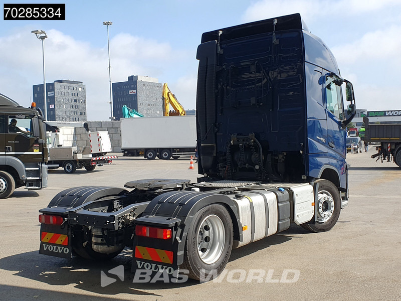 Volvo FH 460 FH 4X2 Low Mileage! VEB+ 2x Tanks - Tractor head: gambar 5 Volvo FH 460 FH 4X2 Low Mileage! VEB+ 2x Tanks - Tractor head: gambar 5