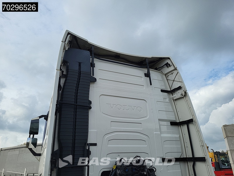 Volvo FH 460 FH 4X2 NL-Truck APK VEB+ VDS 2x Tanks Xenon ACC Euro 6 - Tractor head: gambar 5 Volvo FH 460 FH 4X2 NL-Truck APK VEB+ VDS 2x Tanks Xenon ACC Euro 6 - Tractor head: gambar 5