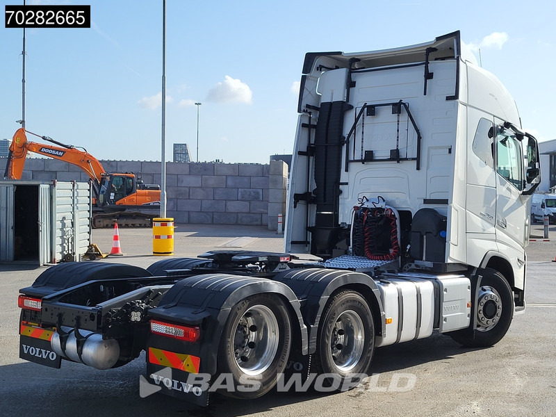 Volvo FH16 750 FH16 6X6 X-Track Liftachse Full-Air VDS VEB+ Alcoa's ACC LED Alcoa's - Tractor head: gambar 5 Volvo FH16 750 FH16 6X6 X-Track Liftachse Full-Air VDS VEB+ Alcoa's ACC LED Alcoa's - Tractor head: gambar 5