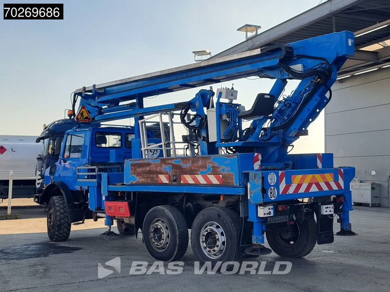Unimog U2450L 6X6 Unimog Engin EGI TP 226 hubarbeitsbühne Manual Euro 2 - Truk derek: gambar 2 Unimog U2450L 6X6 Unimog Engin EGI TP 226 hubarbeitsbühne Manual Euro 2 - Truk derek: gambar 2