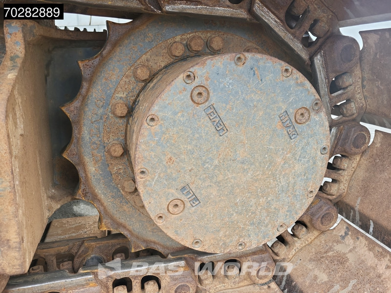 Ekskavator perayap Volvo EC140 E L: gambar 17