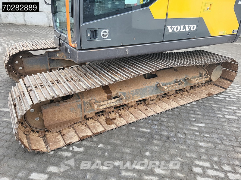 Ekskavator perayap Volvo EC140 E L: gambar 15