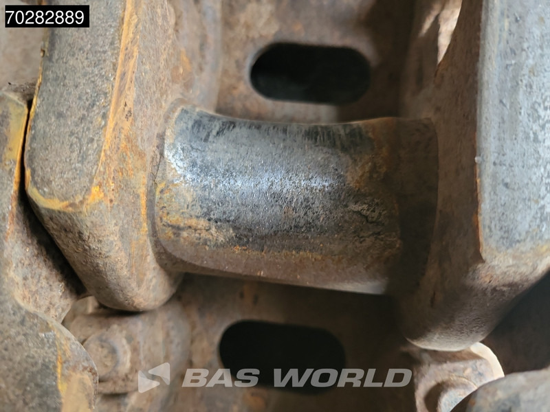 Ekskavator perayap Volvo EC140 E L: gambar 18