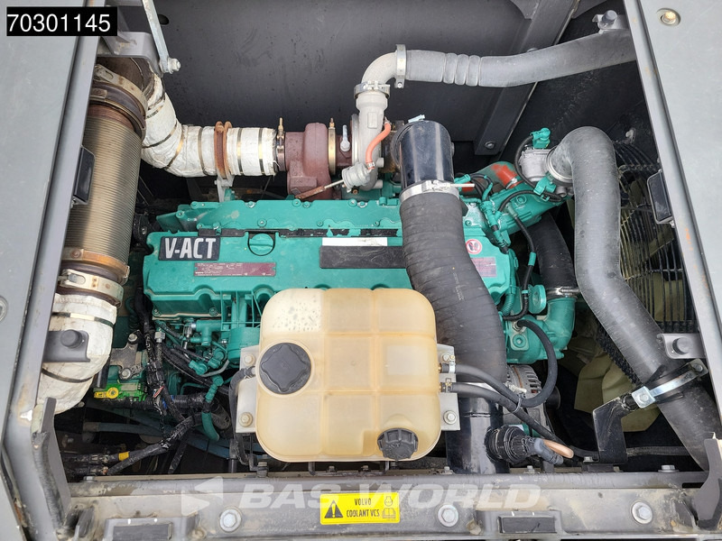 Ekskavator perayap Volvo EC300 E L: gambar 18 Ekskavator perayap Volvo EC300 E L: gambar 18