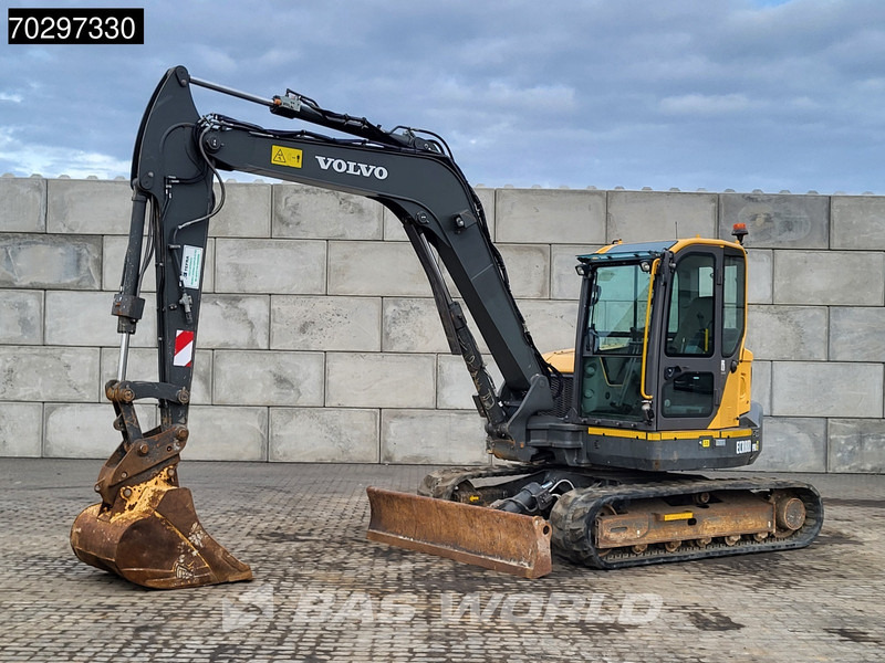 Volvo ECR88 D A/C - 3 BUCKETS - Ekskavator mini: gambar 2 Volvo ECR88 D A/C - 3 BUCKETS - Ekskavator mini: gambar 2