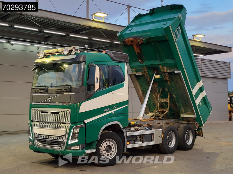 Volvo FH16 650 FH16 6X4 12m3 tipper Automatic Retarder Big-Axle Xenon Euro 6 - Truk jungkit: gambar 3 Volvo FH16 650 FH16 6X4 12m3 tipper Automatic Retarder Big-Axle Xenon Euro 6 - Truk jungkit: gambar 3