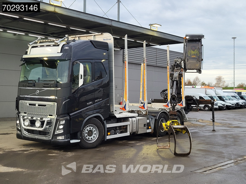 Volvo FH16 750 FH16 6X4 HIAB LOGLIFT F108S 83 Wood crane Retarder VEB+ Big-Axle Euro 6 - Truk logging, Truk derek: gambar 5 Volvo FH16 750 FH16 6X4 HIAB LOGLIFT F108S 83 Wood crane Retarder VEB+ Big-Axle Euro 6 - Truk logging, Truk derek: gambar 5