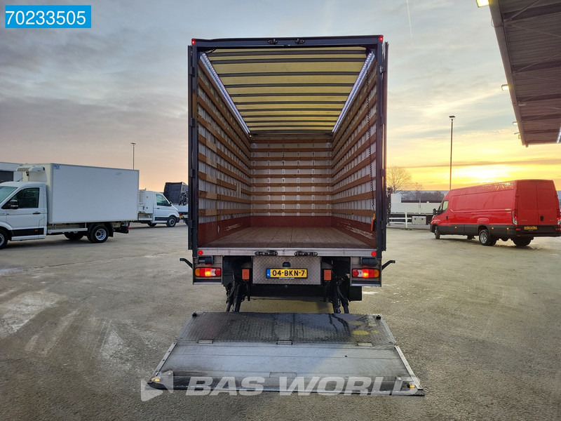 Volvo FL 210 4X2 12T NL-Truck Automatic Ladebordwand Euro 6 - Truk box: gambar 3 Volvo FL 210 4X2 12T NL-Truck Automatic Ladebordwand Euro 6 - Truk box: gambar 3