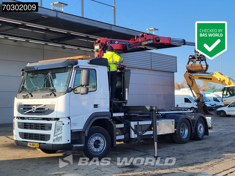 Volvo FM 330 FM 6X2 Palfinger Epsilon Z-Crane VDL Hook Lift+Steering Axle - Hook lift, Truk derek: gambar 1 Volvo FM 330 FM 6X2 Palfinger Epsilon Z-Crane VDL Hook Lift+Steering Axle - Hook lift, Truk derek: gambar 1