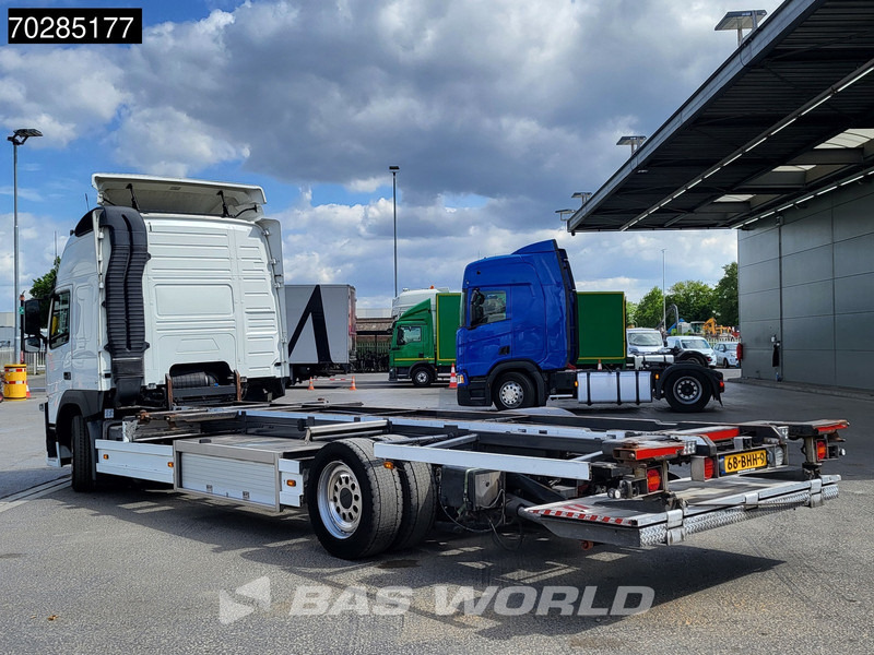 Volvo FM 370 4X2 19tons BDF NL-Truck Ladebordwand VEB Xenon ACC Euro 6 - Pengangkut kontainer/ Container truck: gambar 2 Volvo FM 370 4X2 19tons BDF NL-Truck Ladebordwand VEB Xenon ACC Euro 6 - Pengangkut kontainer/ Container truck: gambar 2