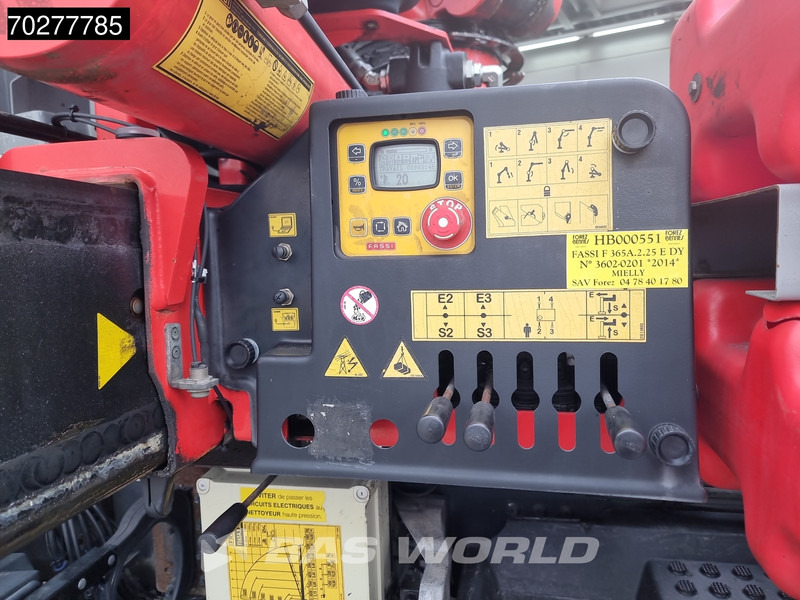 Leasing Volvo FM 460 6X2 Fassi F365A.2.25 E-Dynamic Retarder Euro 6 Kraan Crane Volvo FM 460 6X2 Fassi F365A.2.25 E-Dynamic Retarder Euro 6 Kraan Crane: gambar 18