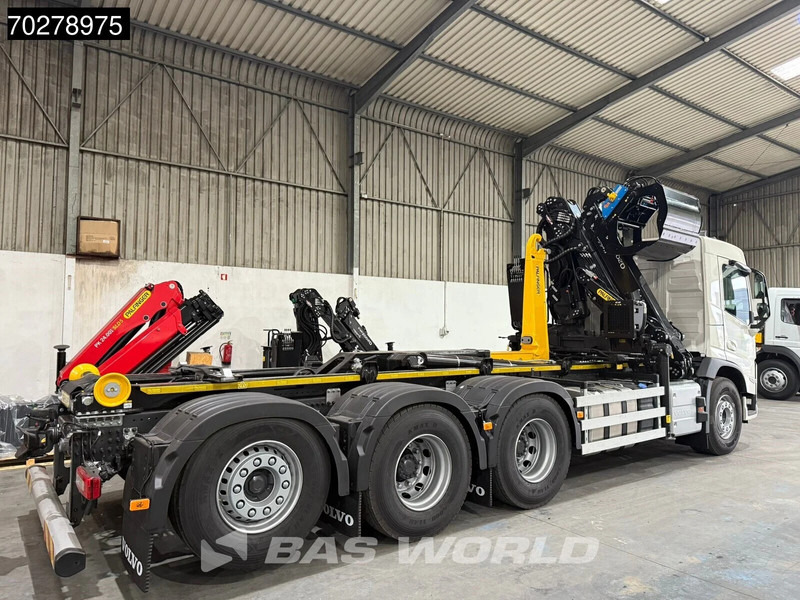 Volvo FM 460 8X4 NEW! Palfinger Q200Z95TR HPLS Crane + HT 24 TEC Hooklift ACC LED - Hook lift, Truk derek: gambar 3 Volvo FM 460 8X4 NEW! Palfinger Q200Z95TR HPLS Crane + HT 24 TEC Hooklift ACC LED - Hook lift, Truk derek: gambar 3