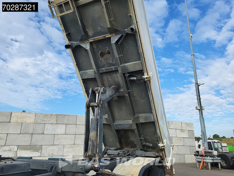 Volvo FMX 410 8X4 13m3 Marrel Tipper SteelSuspension 2-Side Kipper BigAxle Euro 5 - Truk jungkit: gambar 3 Volvo FMX 410 8X4 13m3 Marrel Tipper SteelSuspension 2-Side Kipper BigAxle Euro 5 - Truk jungkit: gambar 3