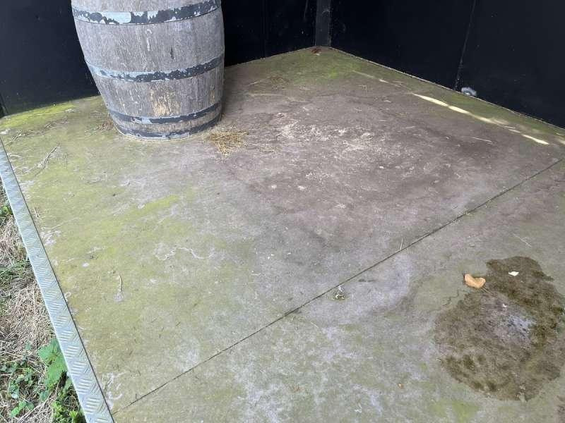 Kontainer konstruksi 15 M2: gambar 13 Kontainer konstruksi 15 M2: gambar 13