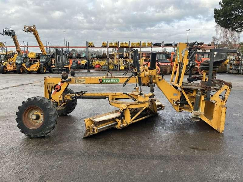 Ausa OP NV2500 - Grader: gambar 4 Ausa OP NV2500 - Grader: gambar 4