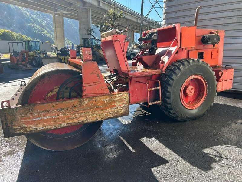 Bitelli Compacteur Mixte / Bille et pneus BORA C80 - Roller kombinasi: gambar 2 Bitelli Compacteur Mixte / Bille et pneus BORA C80 - Roller kombinasi: gambar 2