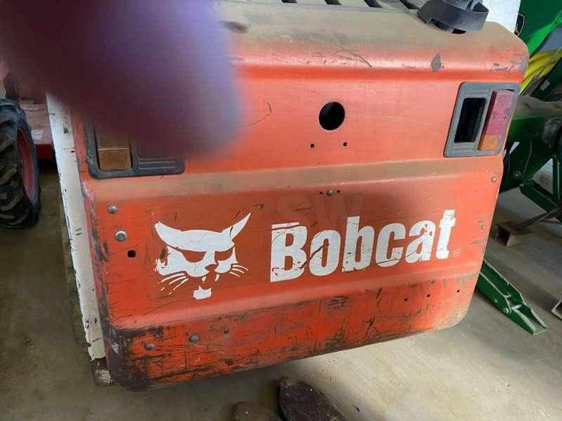 Bobcat T140 - Track loader yang ringkas: gambar 3 Bobcat T140 - Track loader yang ringkas: gambar 3