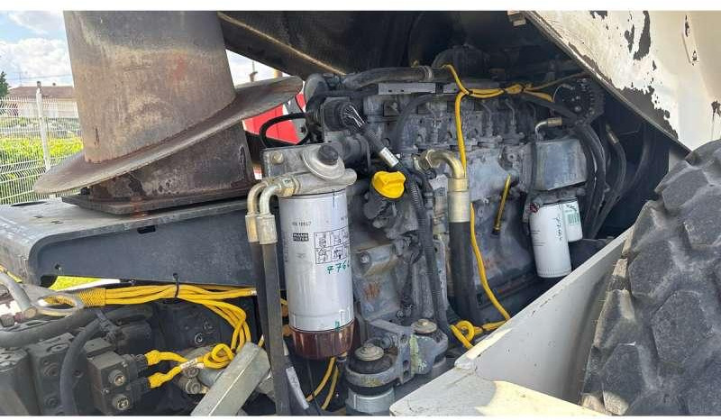 Bomag BW219 DH-4 - Roller kombinasi: gambar 4 Bomag BW219 DH-4 - Roller kombinasi: gambar 4