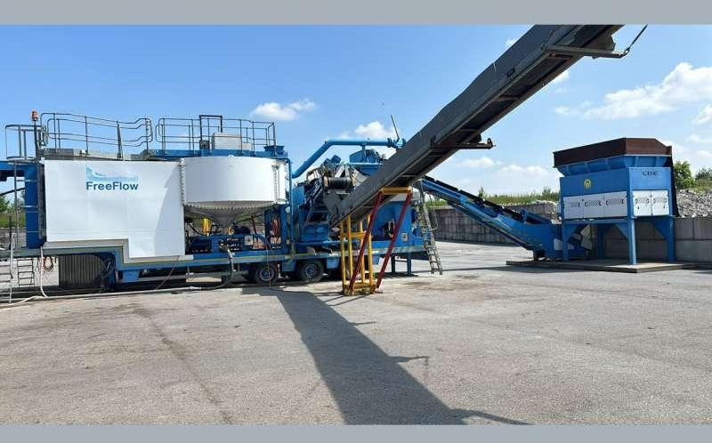 CDE Laveuse de Matériaux FREEFLOW - Screener: gambar 1 CDE Laveuse de Matériaux FREEFLOW - Screener: gambar 1