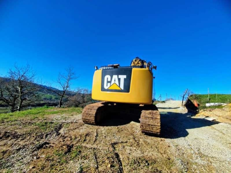 Caterpillar 320E LRR - Ekskavator perayap: gambar 4 Caterpillar 320E LRR - Ekskavator perayap: gambar 4