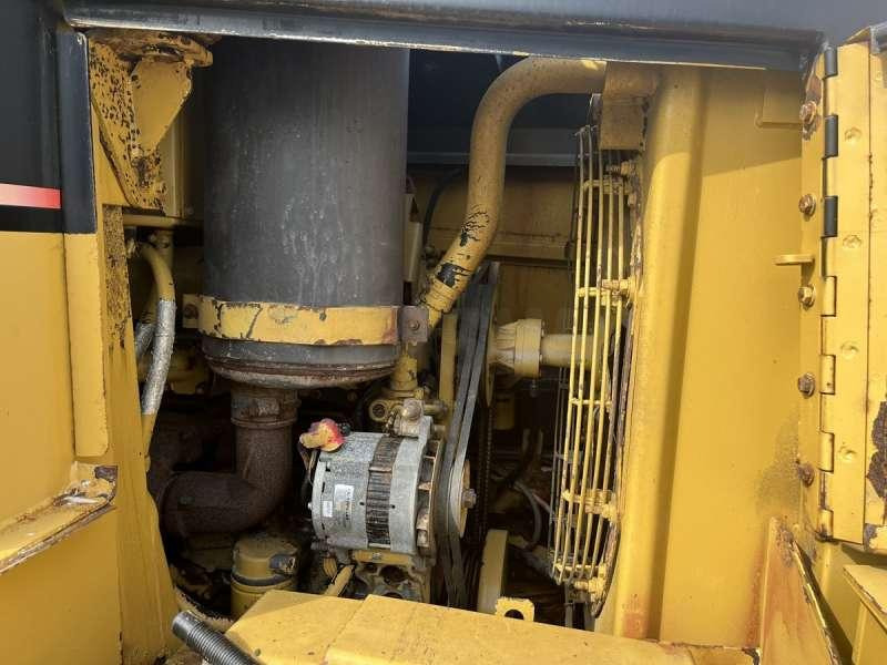 Crawler loader Caterpillar 953C2: gambar 25