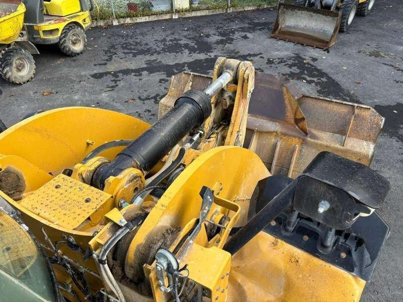 Wheel loader Caterpillar 962K: gambar 39