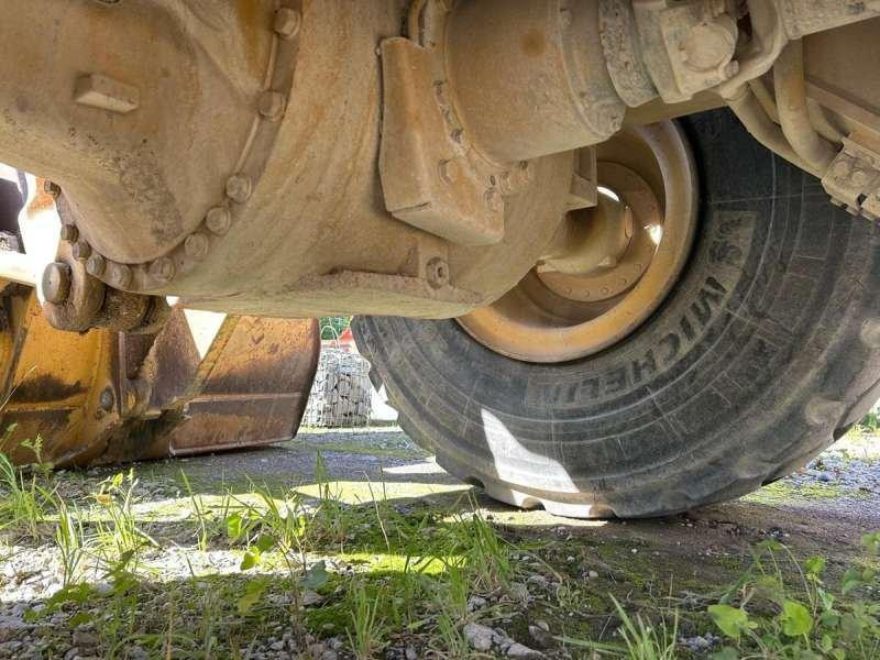 Wheel loader Caterpillar 966G: gambar 27