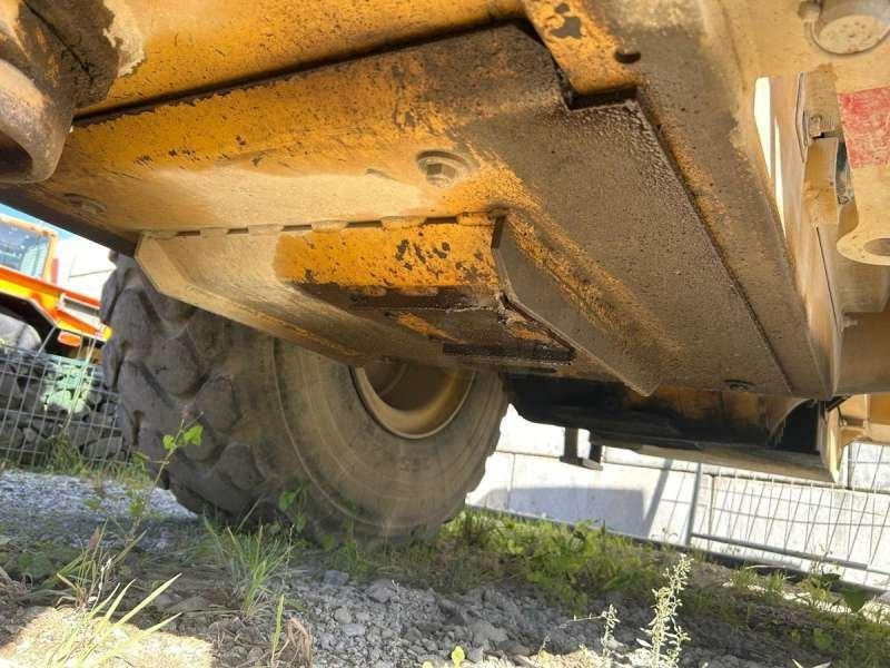 Wheel loader Caterpillar 966G: gambar 13