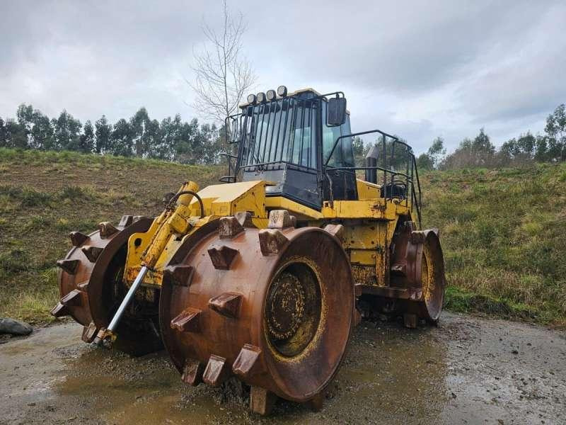 Caterpillar Compacteur à Déchet / Pieds de Mouton 826GII - Pemadat: gambar 2 Caterpillar Compacteur à Déchet / Pieds de Mouton 826GII - Pemadat: gambar 2