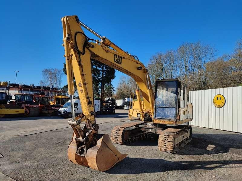 Caterpillar E120B - Ekskavator perayap: gambar 2 Caterpillar E120B - Ekskavator perayap: gambar 2