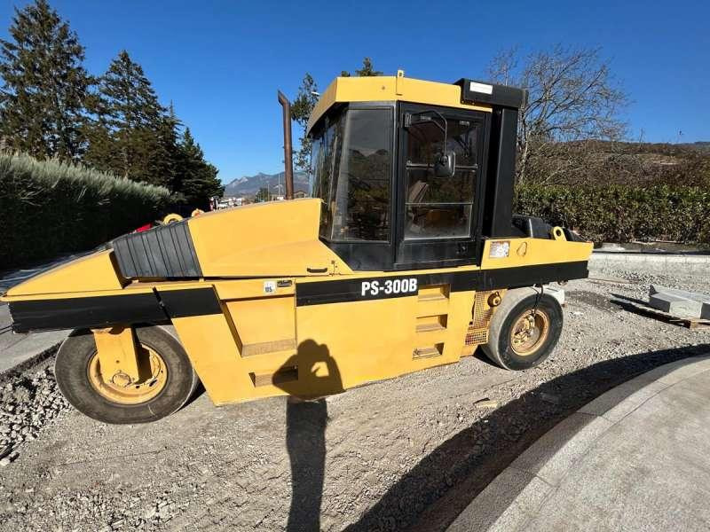 Caterpillar PS300B - Roller pneumatik: gambar 3 Caterpillar PS300B - Roller pneumatik: gambar 3