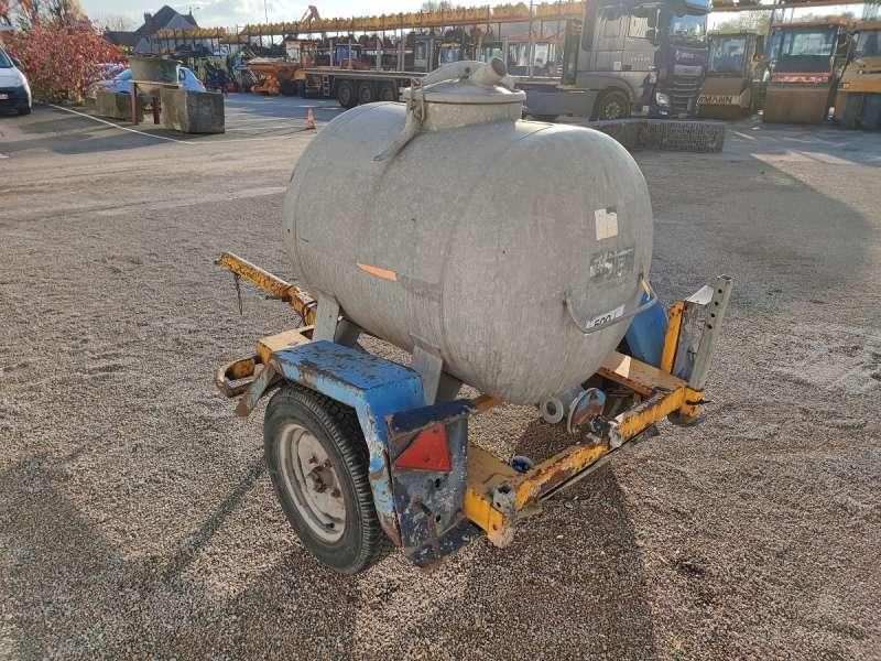 Courant 500 LITRES A EAU - Tangki air: gambar 5 Courant 500 LITRES A EAU - Tangki air: gambar 5