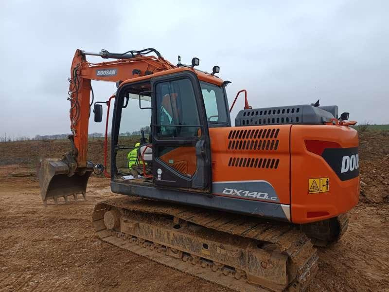 Doosan DX140LC-5 - Ekskavator perayap: gambar 4 Doosan DX140LC-5 - Ekskavator perayap: gambar 4