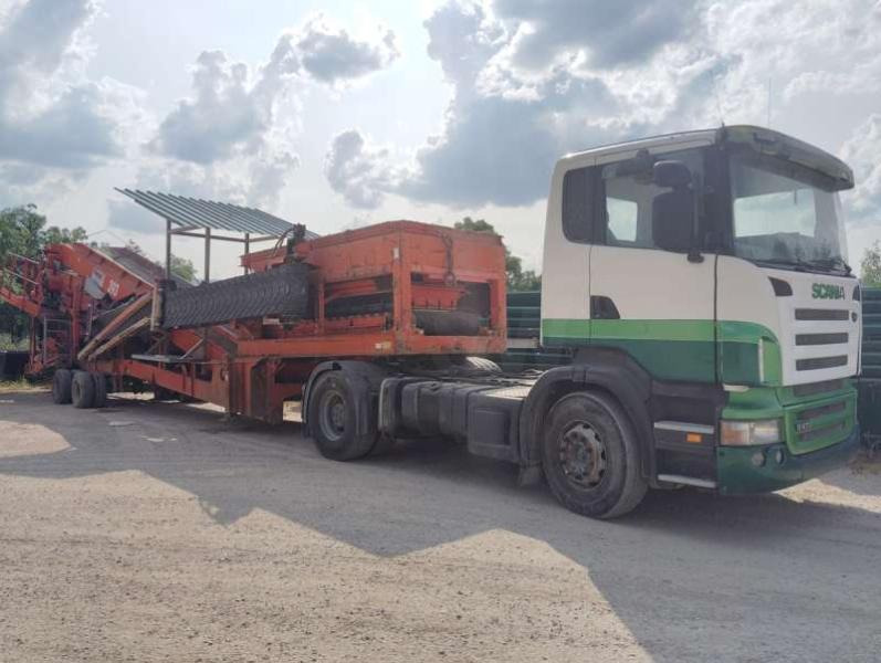 Finlay 393 - Screener: gambar 1 Finlay 393 - Screener: gambar 1