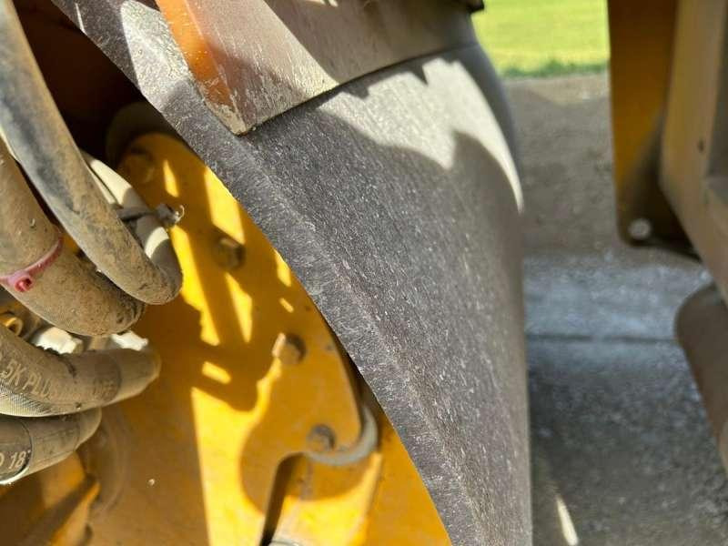 Roller jalan Hamm DV 8.22: gambar 27