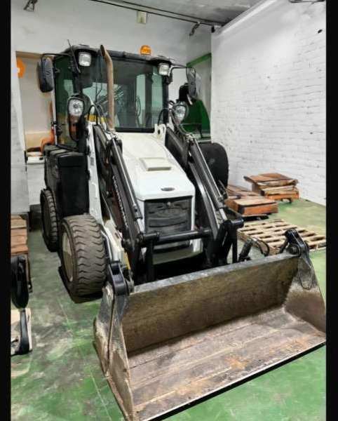 Hidromek HMK62SS - Backhoe loader: gambar 2 Hidromek HMK62SS - Backhoe loader: gambar 2