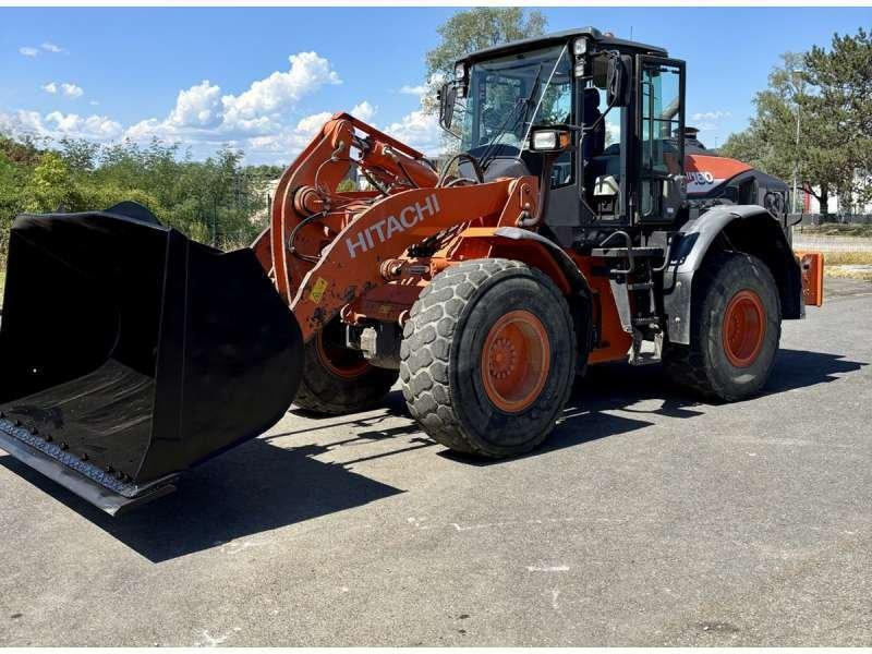 Hitachi ZW180-6 - Wheel loader: gambar 1 Hitachi ZW180-6 - Wheel loader: gambar 1