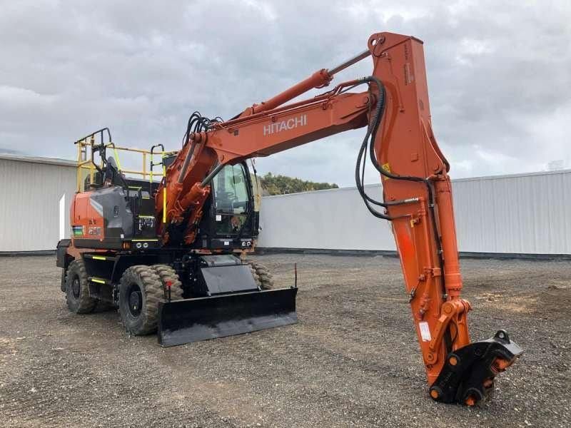 Hitachi ZX155W-7 - Ekskavator roda: gambar 2 Hitachi ZX155W-7 - Ekskavator roda: gambar 2