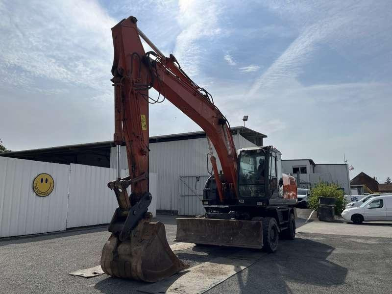 Hitachi ZX210W-3 - Ekskavator roda: gambar 2 Hitachi ZX210W-3 - Ekskavator roda: gambar 2