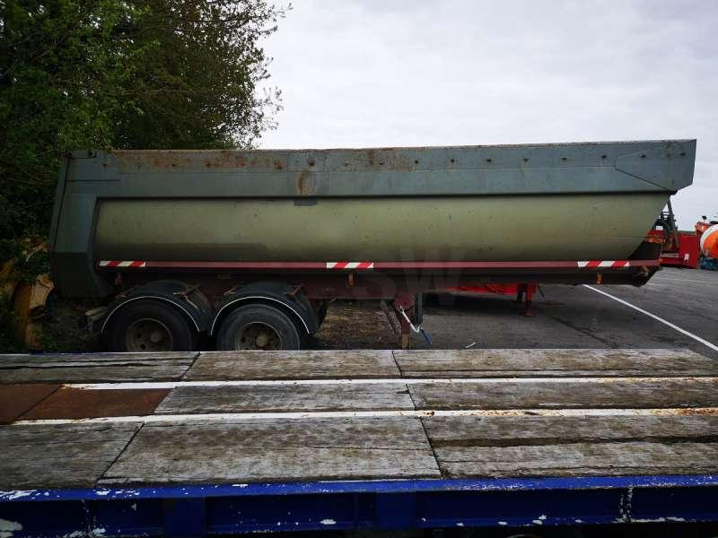 Kaiser KAISER 2 ESSIEUX - Semi-trailer jungkit: gambar 4 Kaiser KAISER 2 ESSIEUX - Semi-trailer jungkit: gambar 4