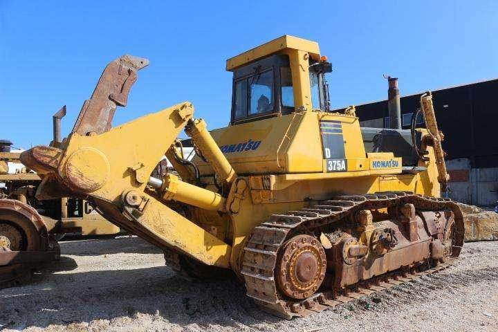 Komatsu D375A-1 - Bulldozer: gambar 2 Komatsu D375A-1 - Bulldozer: gambar 2