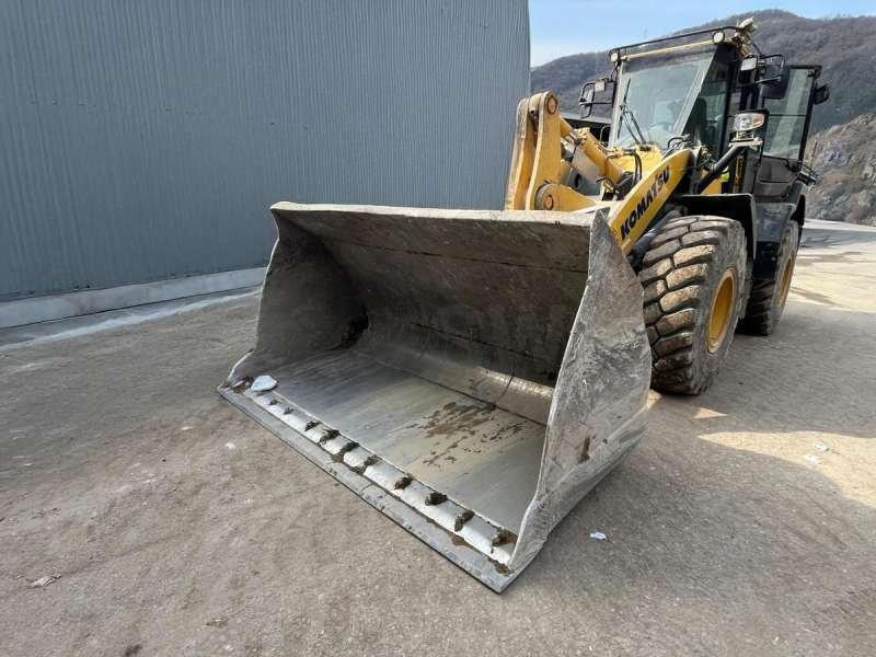 Komatsu WA320-7 - Wheel loader: gambar 5 Komatsu WA320-7 - Wheel loader: gambar 5