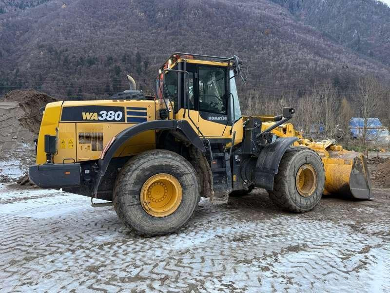 Komatsu WA380-8 - Wheel loader: gambar 3 Komatsu WA380-8 - Wheel loader: gambar 3