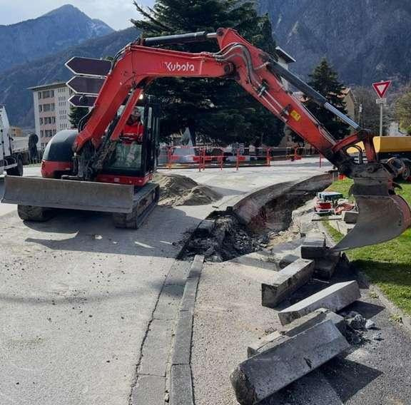 Kubota KX080-4A - Ekskavator perayap: gambar 2 Kubota KX080-4A - Ekskavator perayap: gambar 2