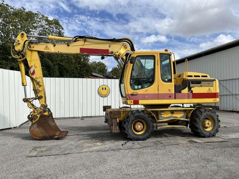 Liebherr A900C Litronic - Ekskavator roda: gambar 3 Liebherr A900C Litronic - Ekskavator roda: gambar 3