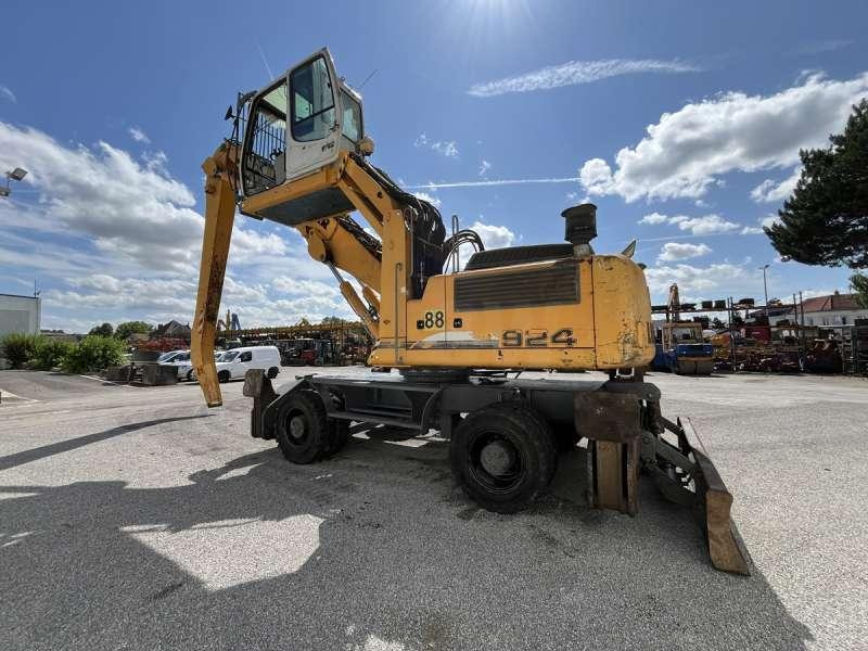 Liebherr A924C LITRONIC - Mesin pengisi: gambar 4 Liebherr A924C LITRONIC - Mesin pengisi: gambar 4